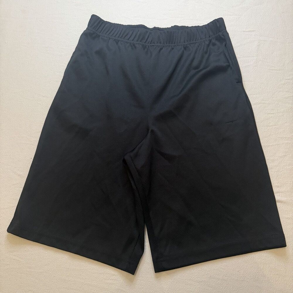 Boys black pro zone sports shorts size XL (16/18)
